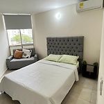 Sea Apartment 302